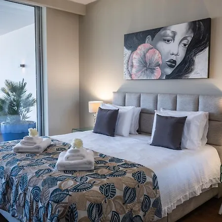 All Warmth - Madeira Palace Apartment